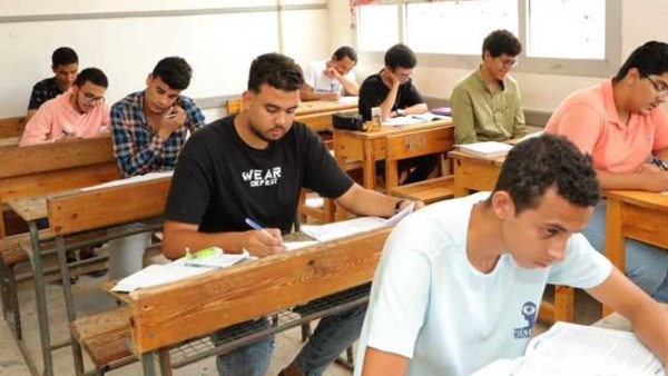 طلاب الثانوية العامة 2026 يؤدون امتحان اللغة العربية غدا الأحد 28 يونيو 2026