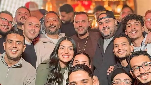 محمد إمام يشيد بحسين المنباوي بعد فيلم صقر وكناريا