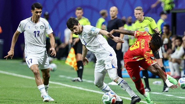 أوزبكستان تتقدم بهدف في الشوط الأول أمام الكونغو الديمقراطية بكأس العالم 2026