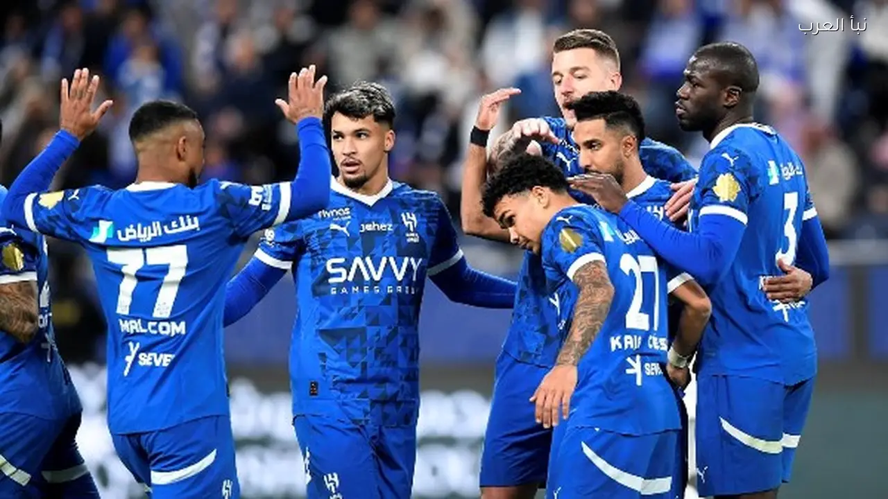 الهلال السعودي يقترب من التعاقد مع ريتشارد هيوز بعد الموافقة على شرطه