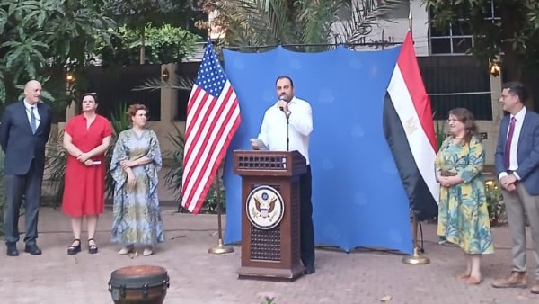 الوزير المفوض للدبلوماسية العامة بالسفارة الأمريكية لدى مصر يشيد بالعلاقات مع القاهرة