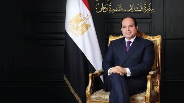 الهيئة الوطنية للصحافة تهدي كتاب «رجل الأقدار» في احتفالية مساء 30 يونيو يوثق مسيرة السيسي من الجمالية إلى الاتحادية