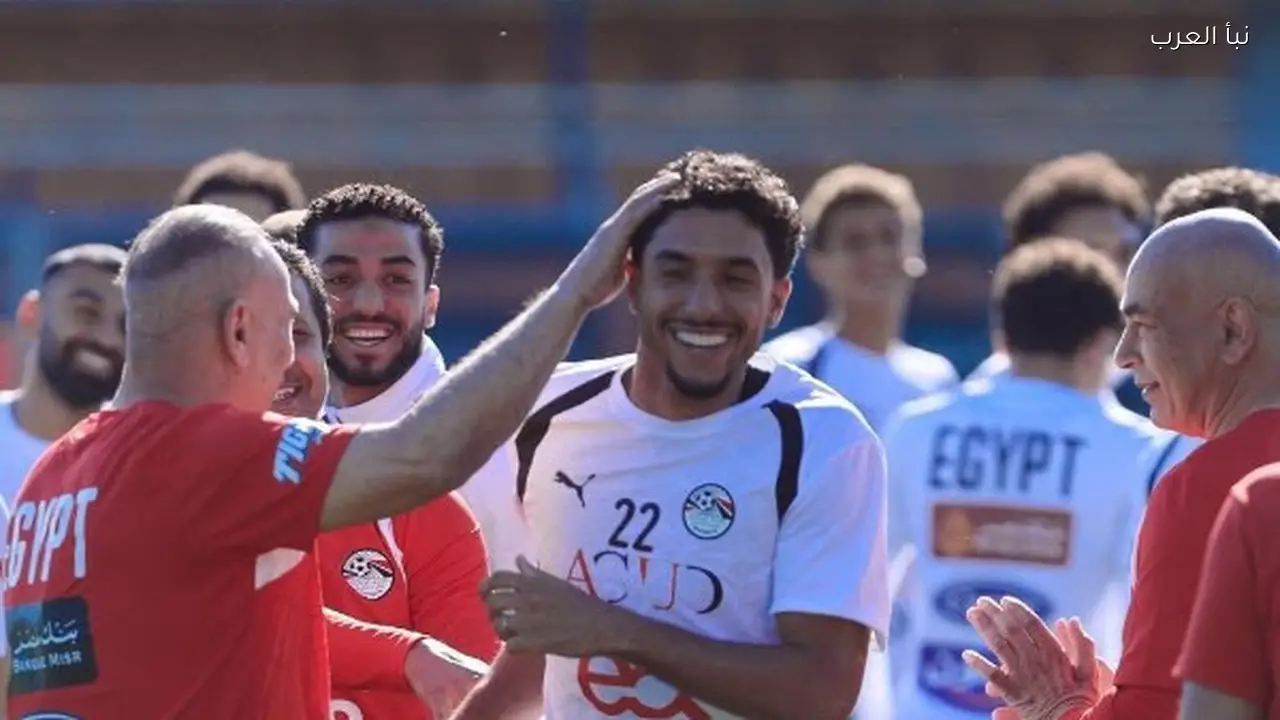 ممر شرفي لعمر مرموش في معسكر منتخب مصر بعد عقد قرانه