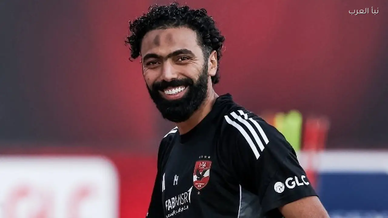 حسين الشحات يقترب من أهلي طرابلس الليبي بعد تعثر تجديده مع الأهلي