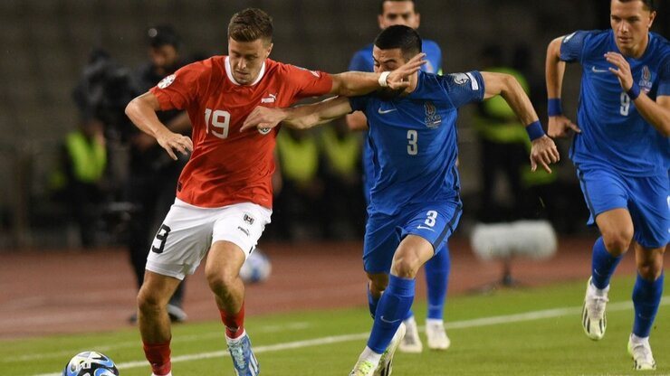 رانجنيك يسخر من شائعات التواطؤ بعد تعادل النمسا والجزائر 3-3