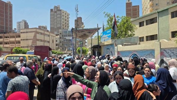 عبير أحمد: شكاوى من طول وصعوبة امتحان العربي لثانوية العامة 2026 اليوم