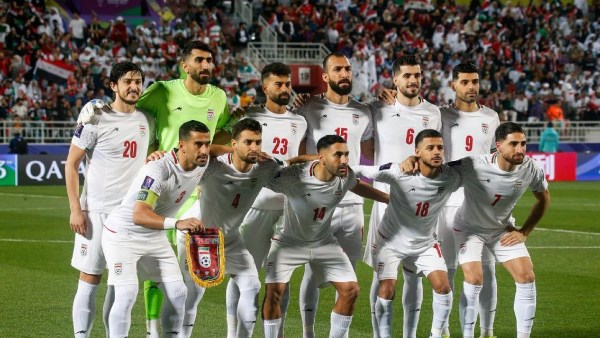 رامين رضائيان يبكي بعد وداع إيران لكأس العالم 2026 ويعتذر للشعب
