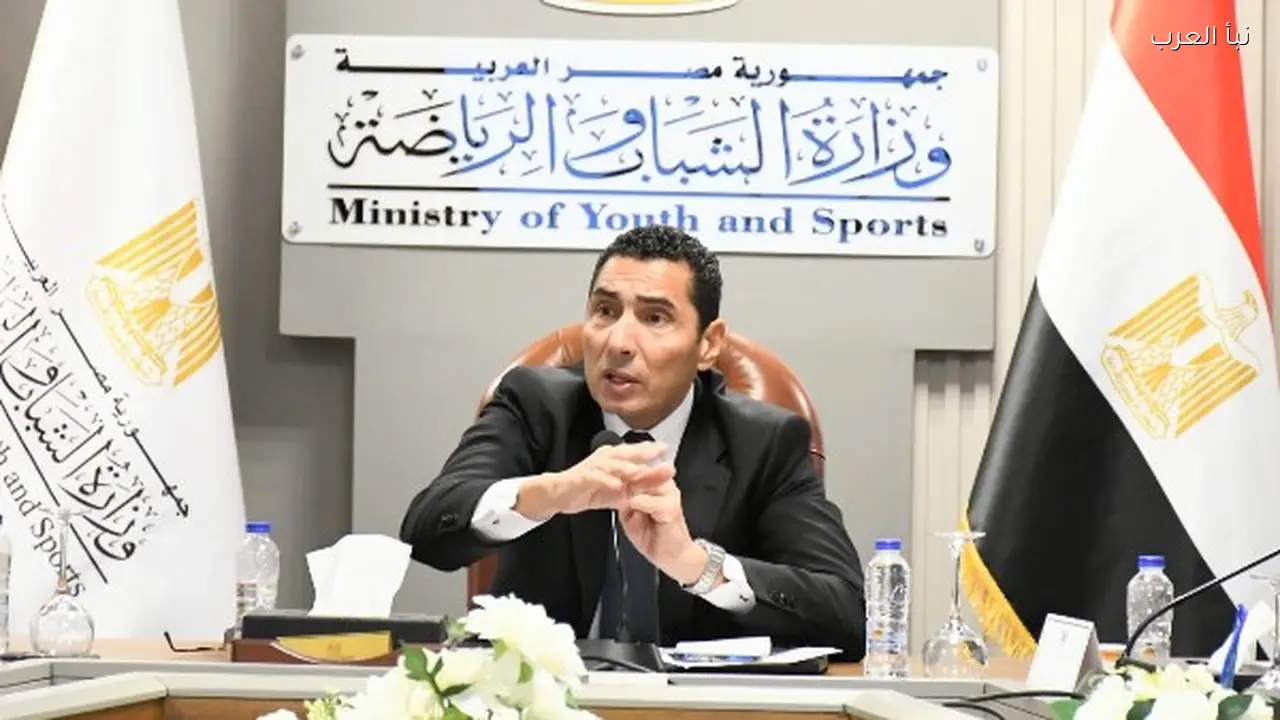 وزير الشباب يعقد اجتماعًا مع الأندية والجهات المعنية لبحث مديونيات المرافق