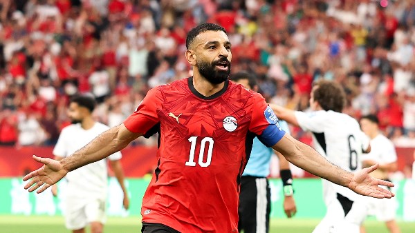 محمد صلاح يخضع لأشعة غدا لتحديد إصابة العضلة الخلفية