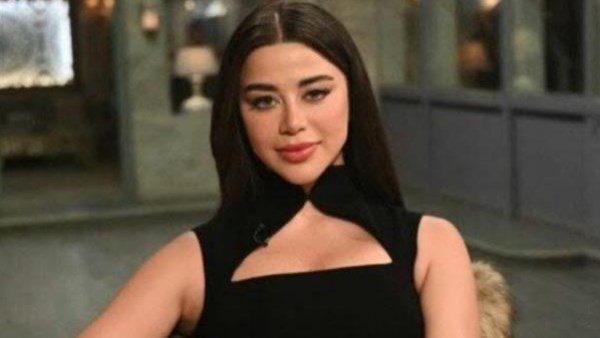 يارا السكري تروي لـ نبأ العرب تعلقها بالمدرسة وحبها للموسيقى والبيانو