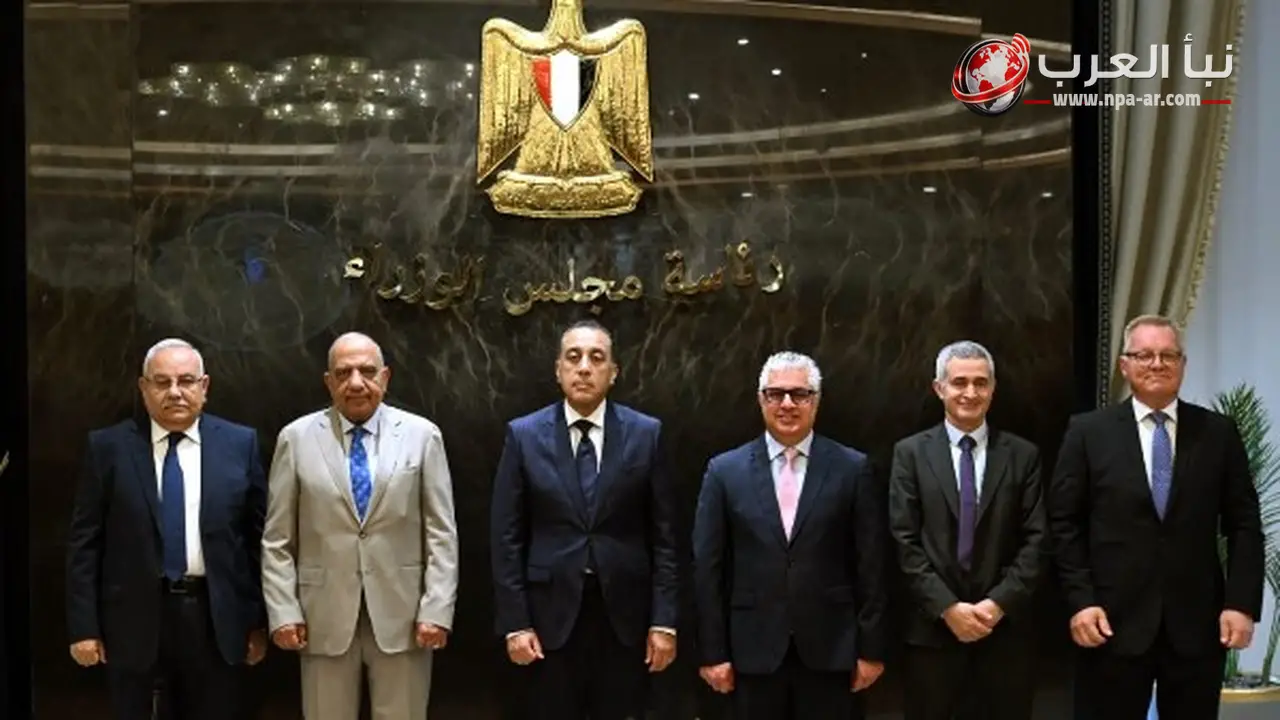 مدبولي يؤكد اهتمام الدولة بتعزيز الاعتماد على الطاقة النظيفة في مشروعات قناة السويس