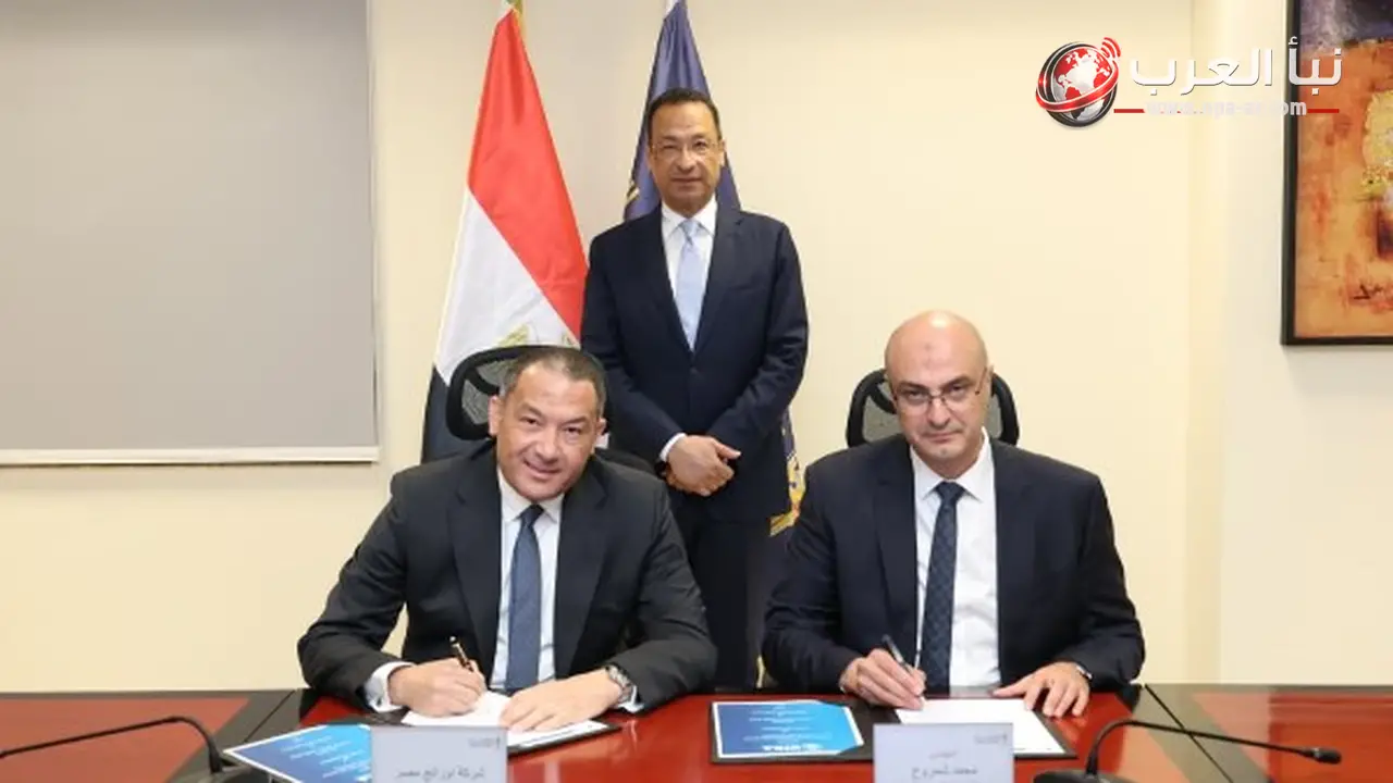 وزير الاتصالات يطلق خدمتي اطمن واطمن على الآخر لتوفير إنترنت آمن للأطفال عبر الهواتف المحمولة