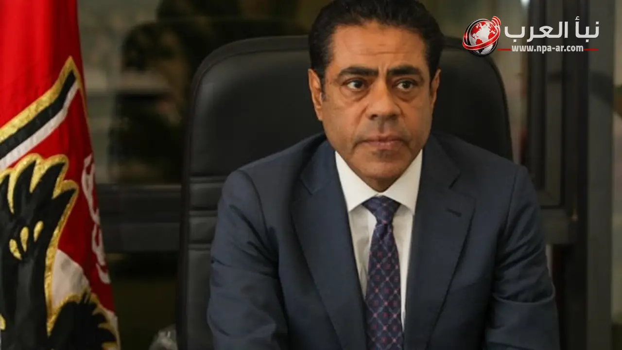 طارق قنديل يصل لمسجد حسن الشربتلي استعدادا لصلاة الجنازة على والدته